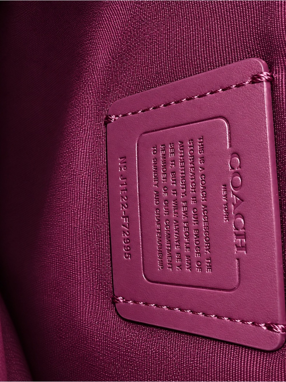 NWT Coach Gallery Pouch Wristlet F79895 Deep Berry - Picture 10 of 10